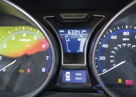 2013 Hyundai Veloster Turbo W/Blue z USA, uszkodzony, nr VIN KMHTC6AE5DU105368